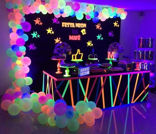 Festa Neon Nights